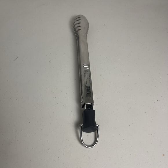 Le Creuset Locking Tongs Revolution 12" Stainless Steel Dull Tipped Scalloped - Picture 6 of 16